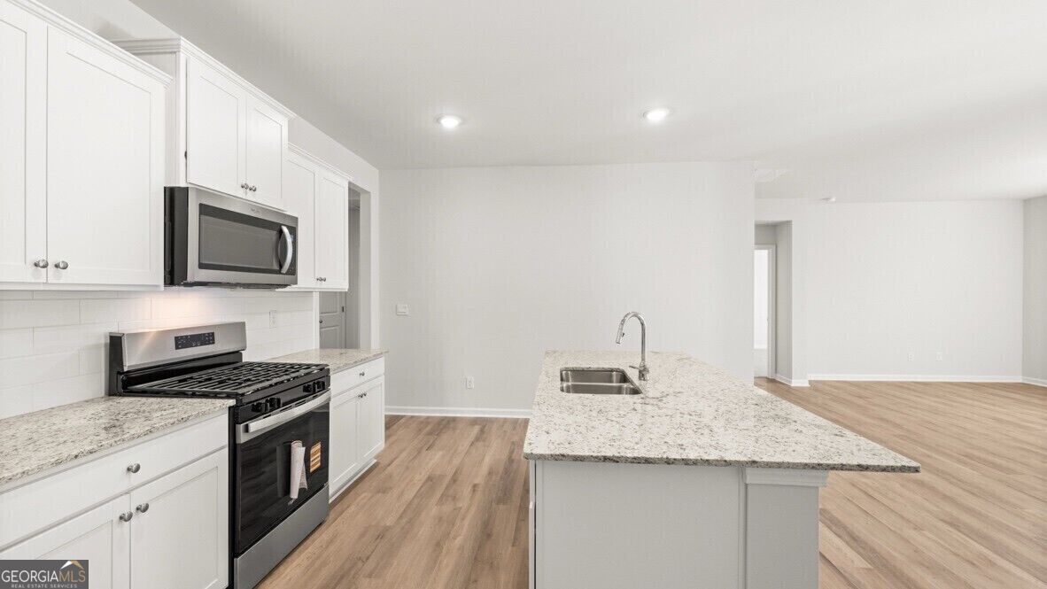 6067 Airedale Drive Property Photo 11