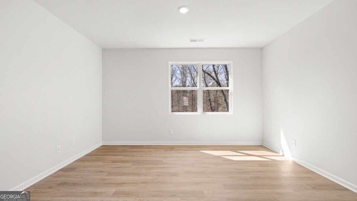6067 Airedale Drive Property Photo 14