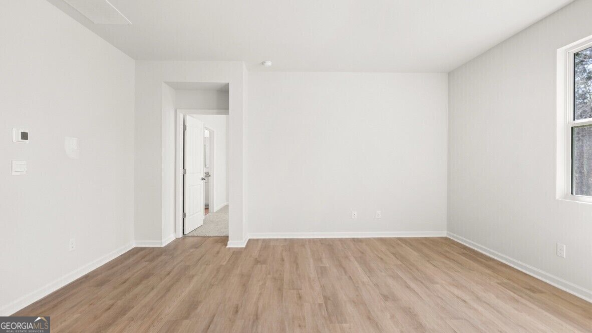 6067 Airedale Drive Property Photo 16