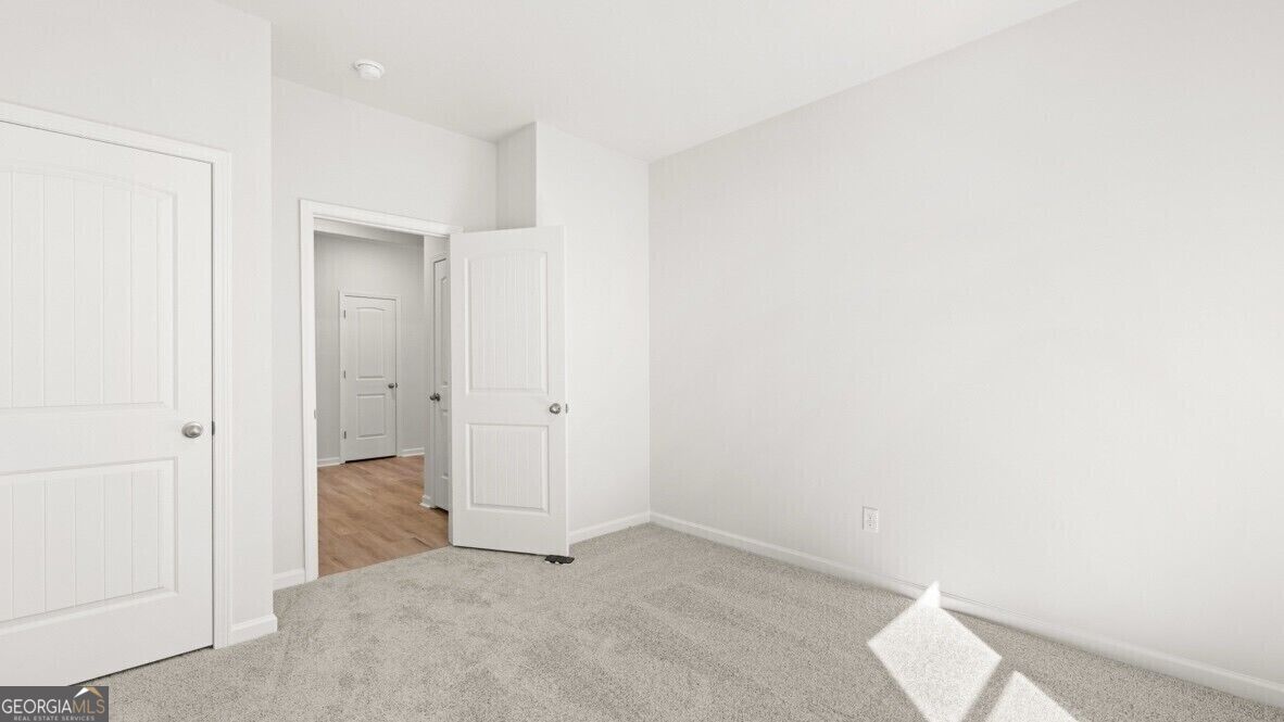 6067 Airedale Drive Property Photo 28
