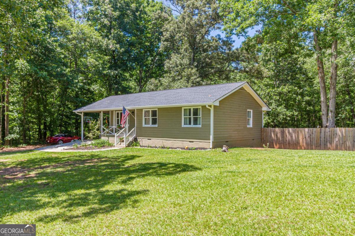 2888 Whitney Road Property Photo 5