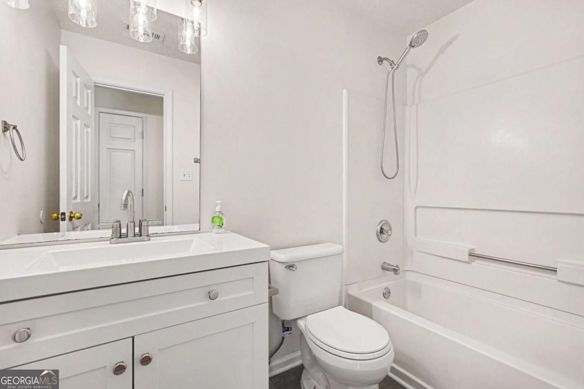 3 Bonnie Glen Lane Property Photo 15