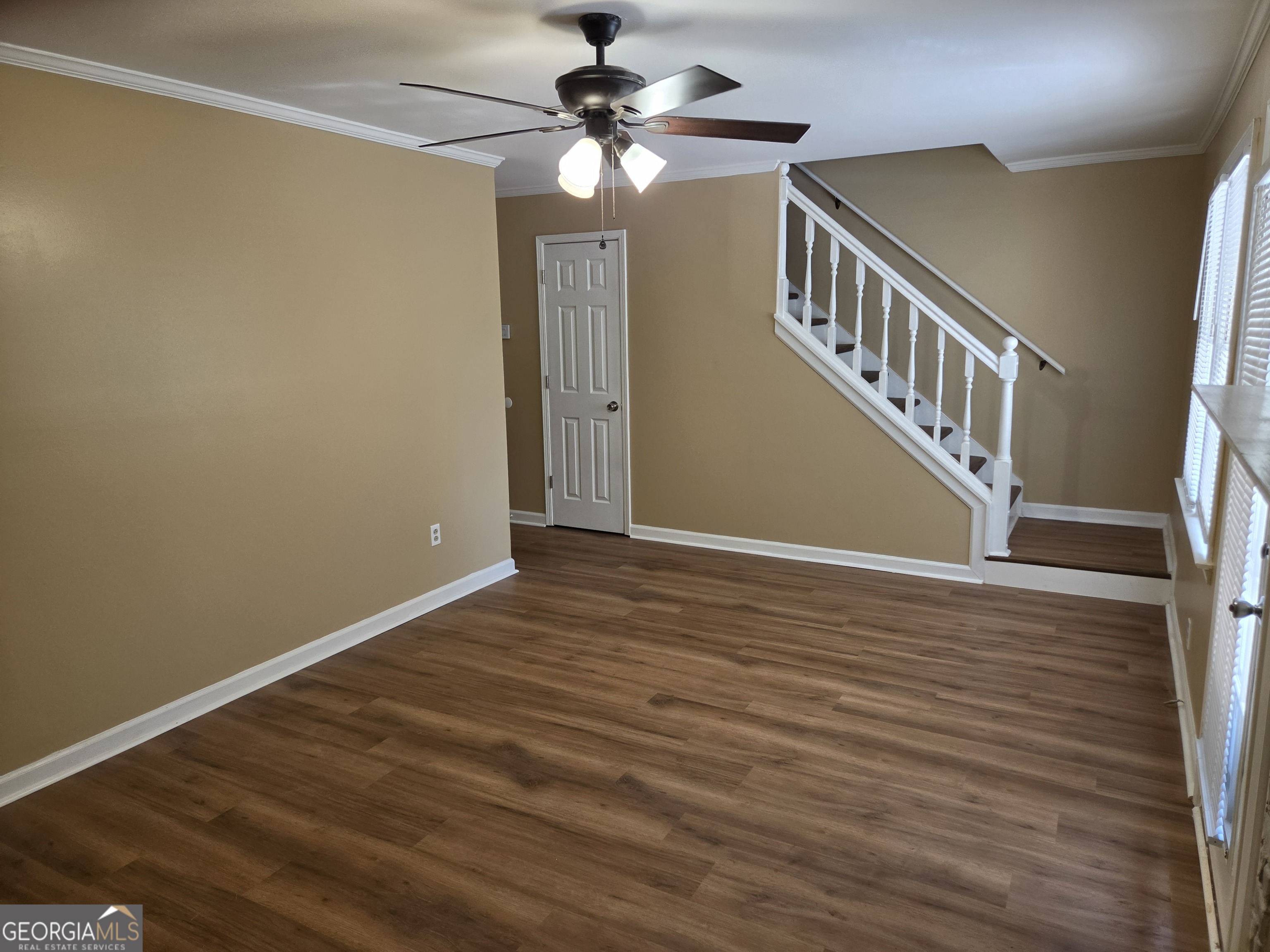 5595 Wells Circle Property Photo 6