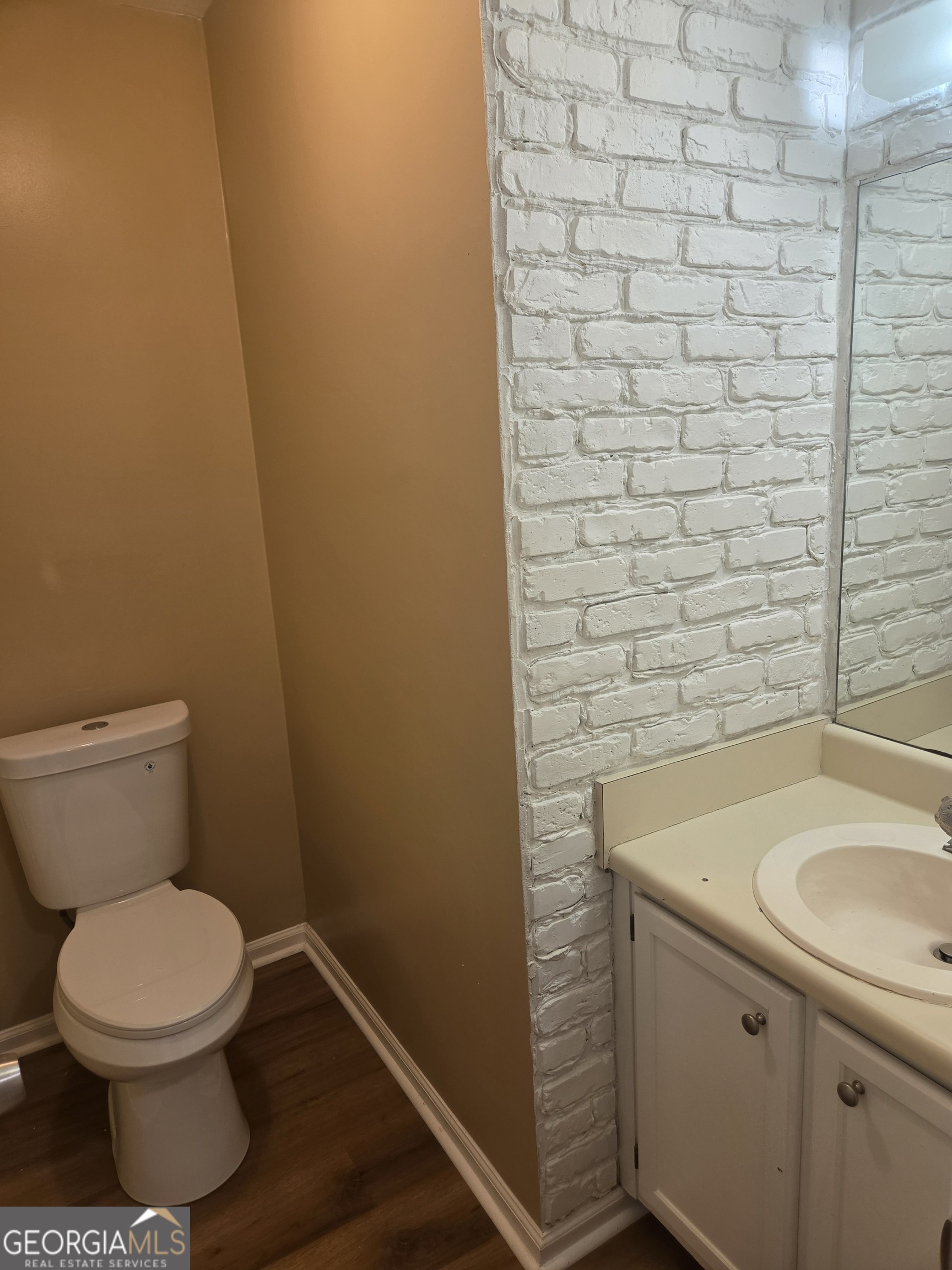 5595 Wells Circle Property Photo 22