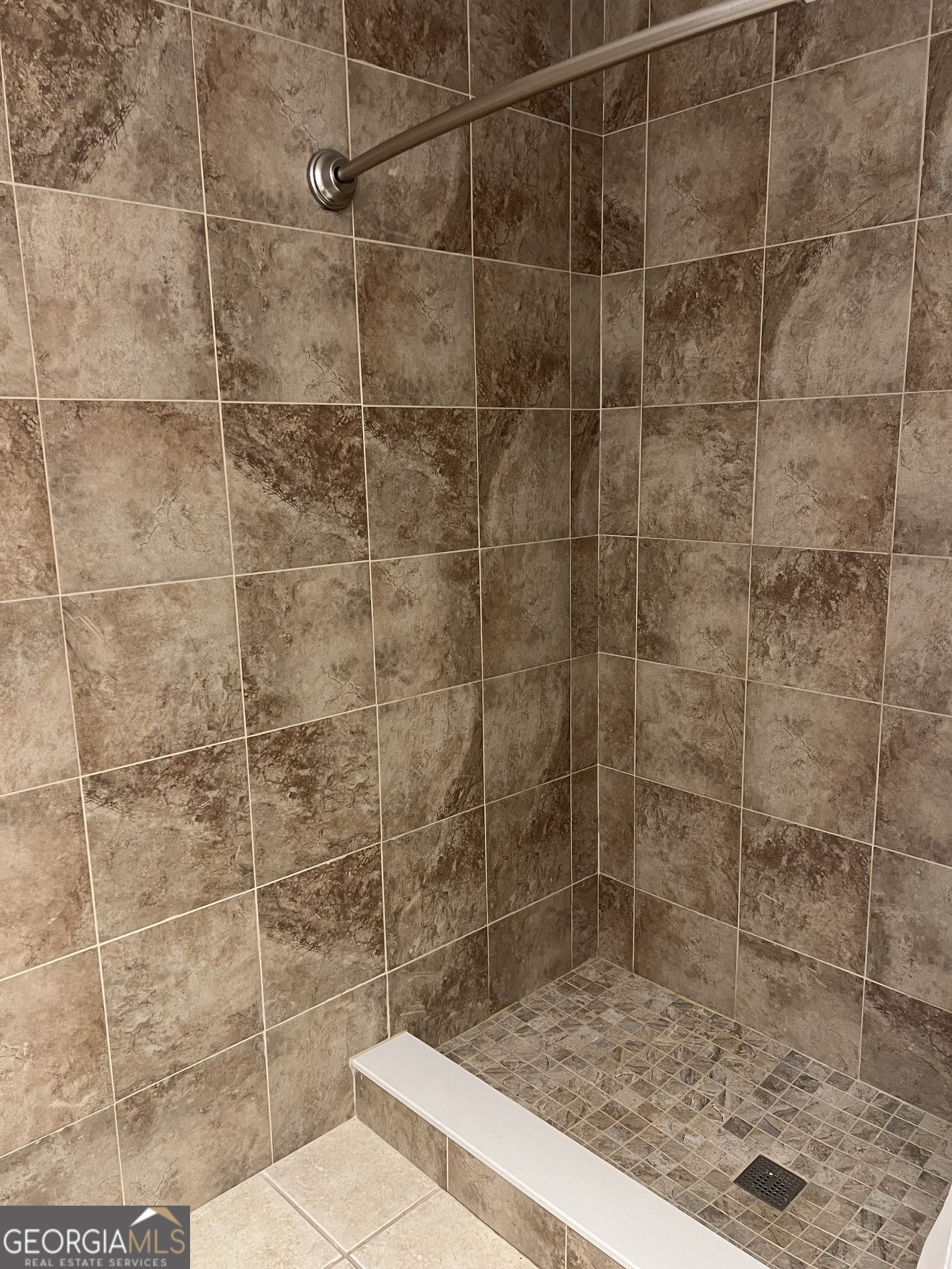 1175 N Beachview Drive Property Photo 14