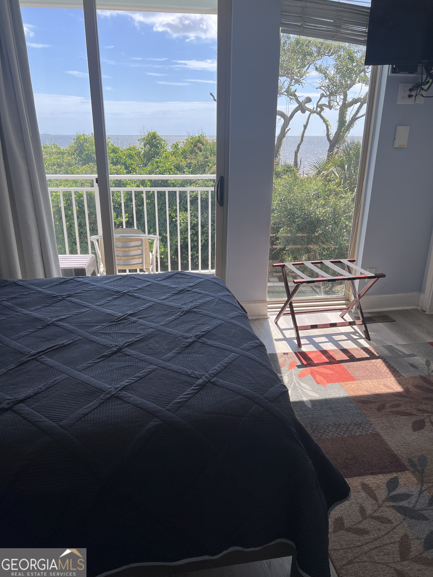 1175 N Beachview Drive Property Photo 15