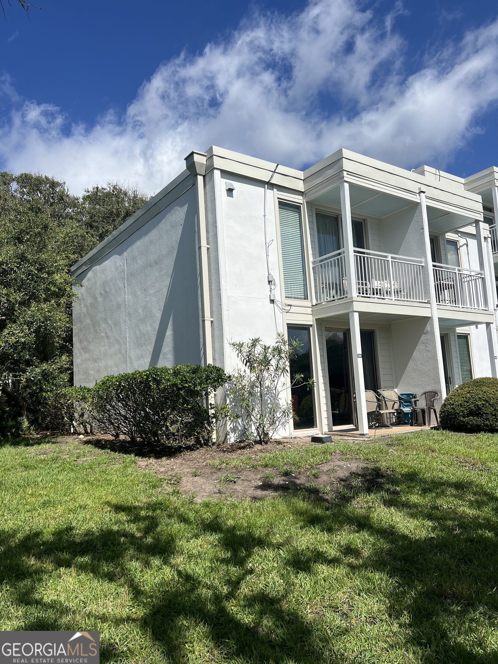1175 N Beachview Drive Property Photo 24