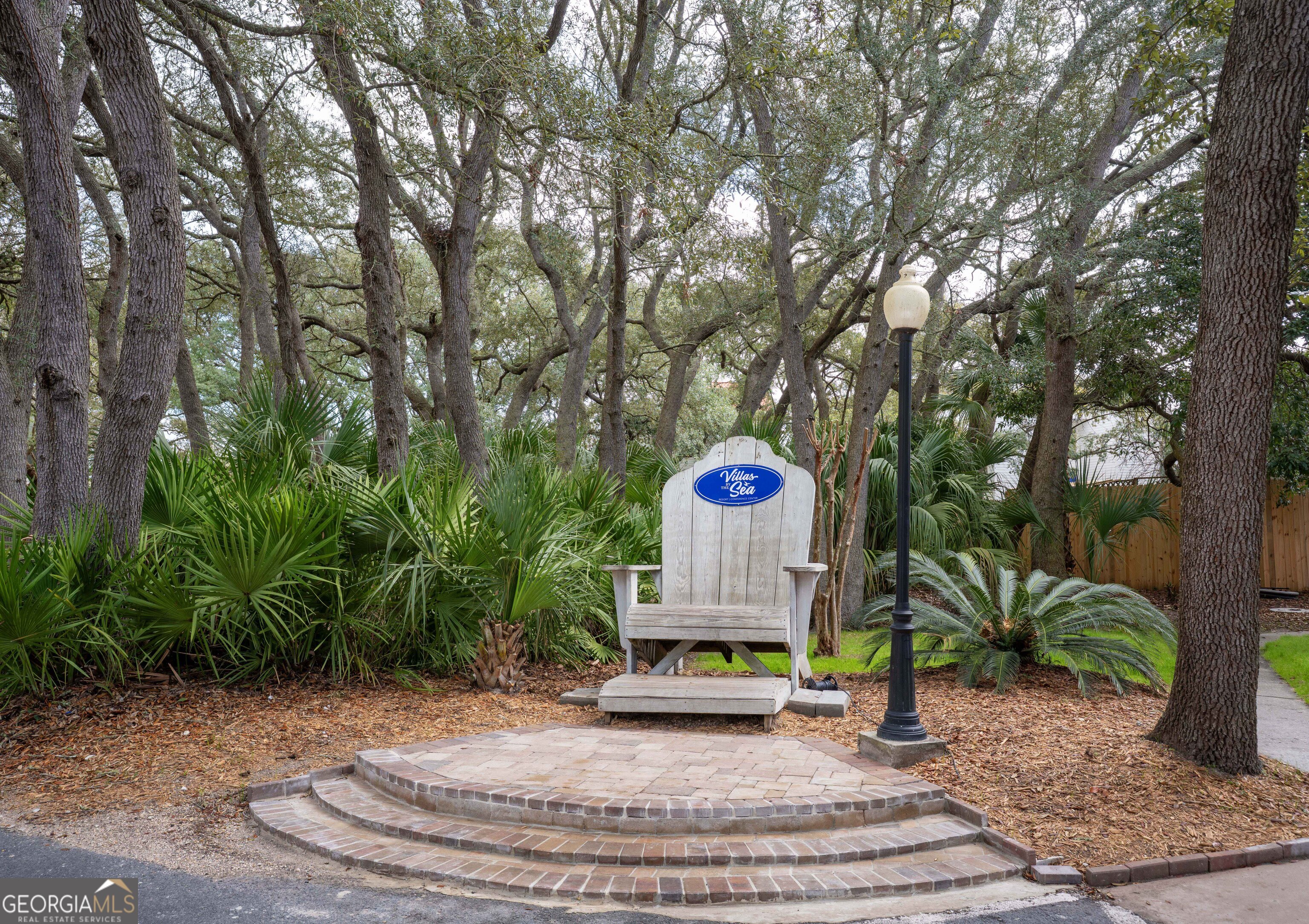 1175 N Beachview Drive Property Photo 27