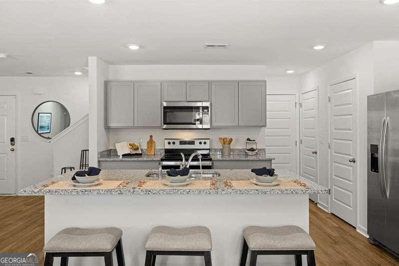 284 Coastal Drive Property Photo 4