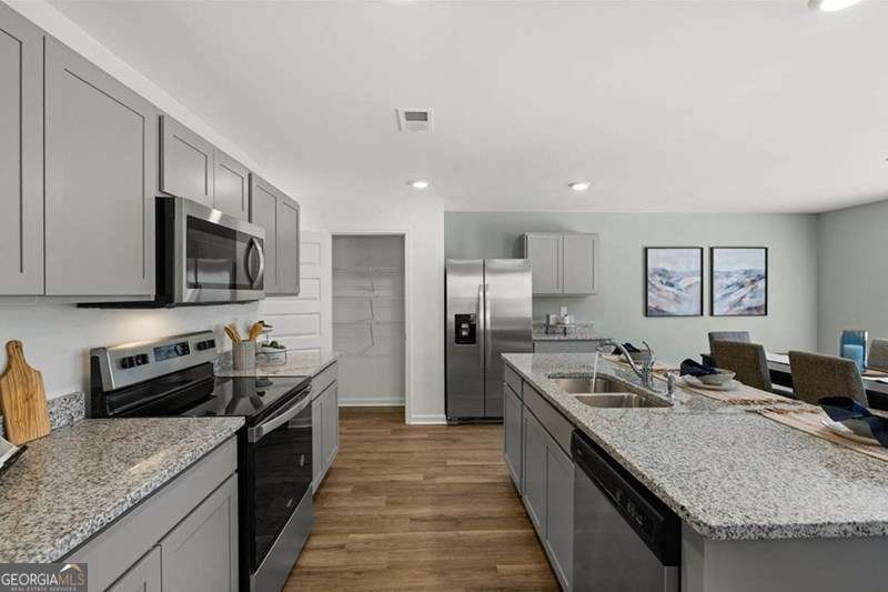 284 Coastal Drive Property Photo 8