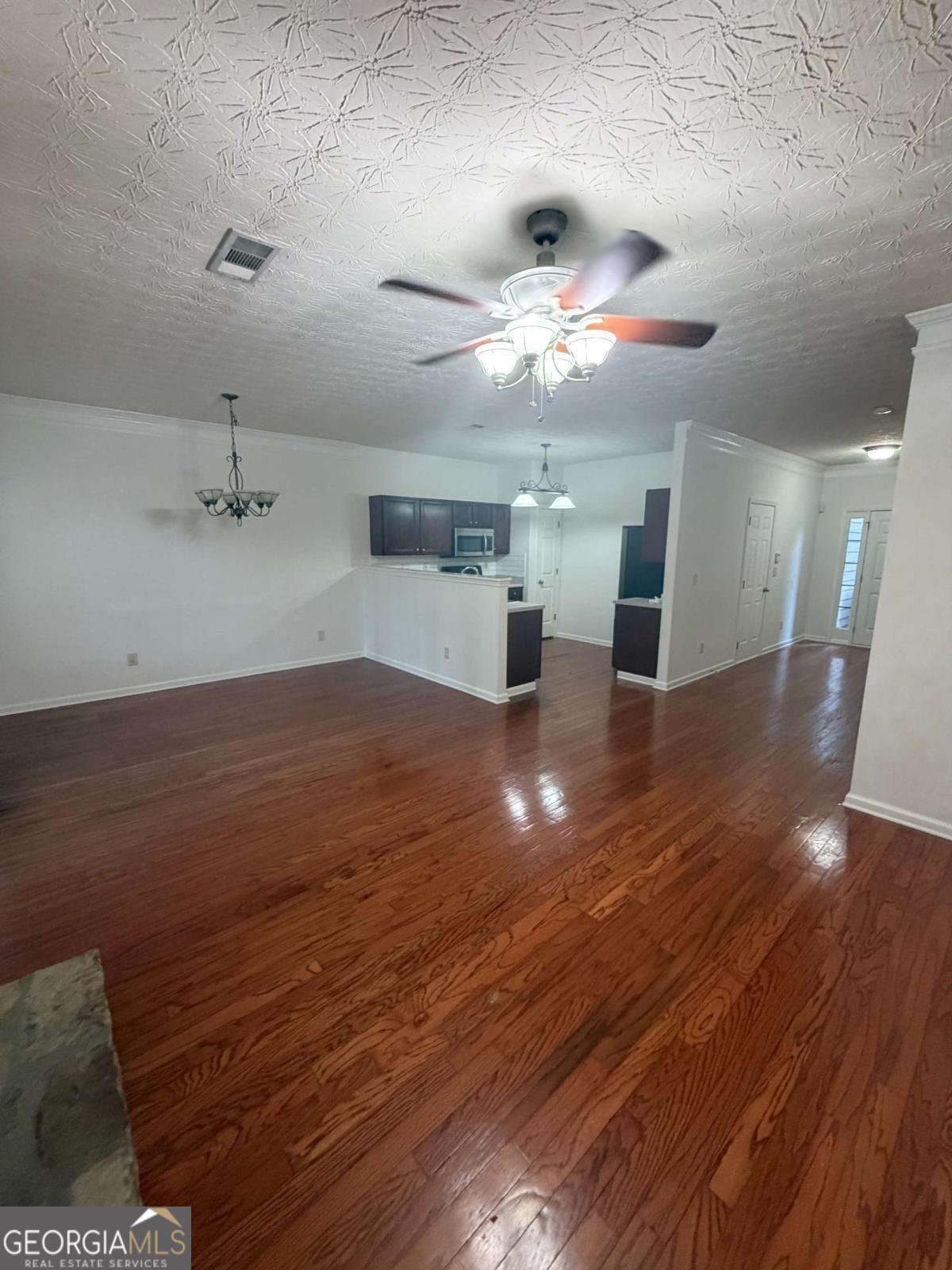 325 Parc River Boulevard Property Photo 3