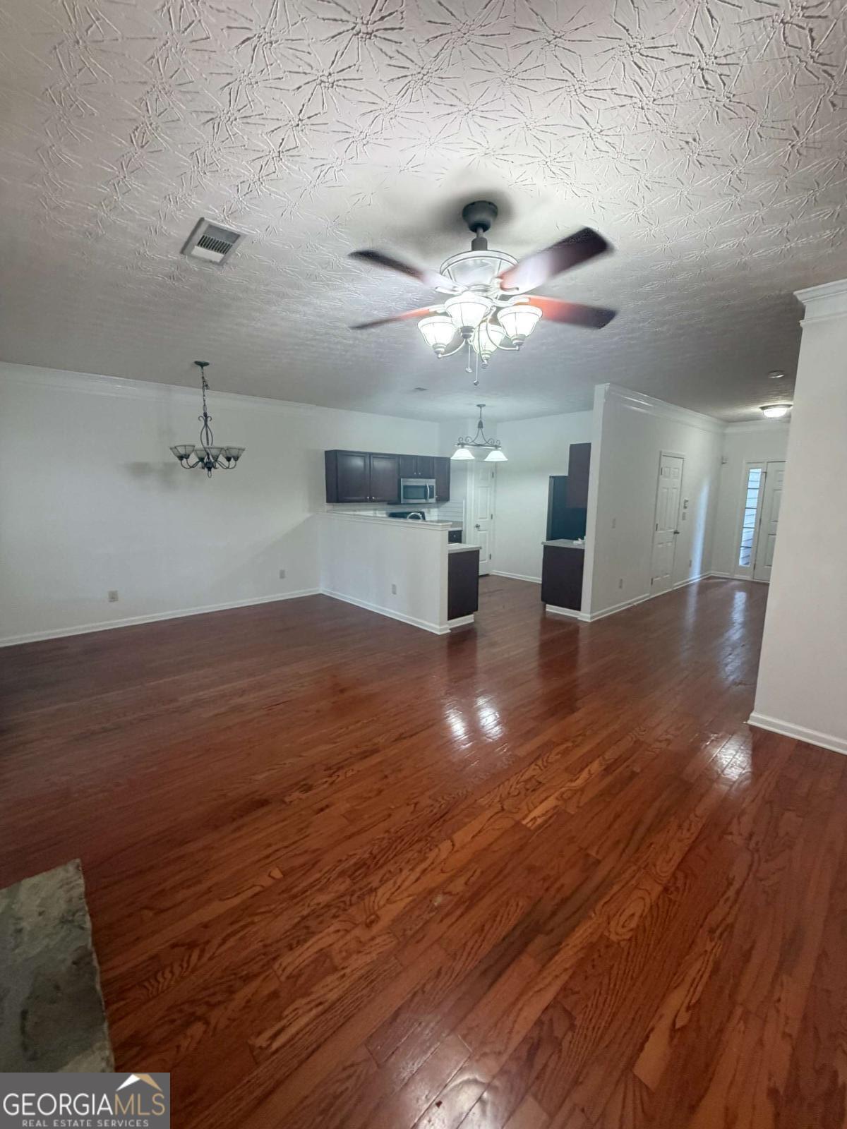 325 Parc River Boulevard Property Photo 4