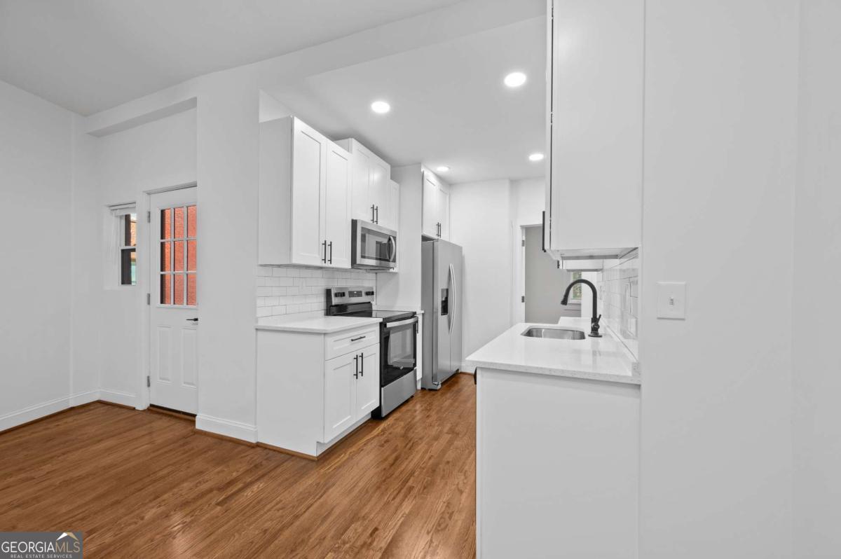 360 Ponce De Leon Avenue Ne # 4 Property Photo 5
