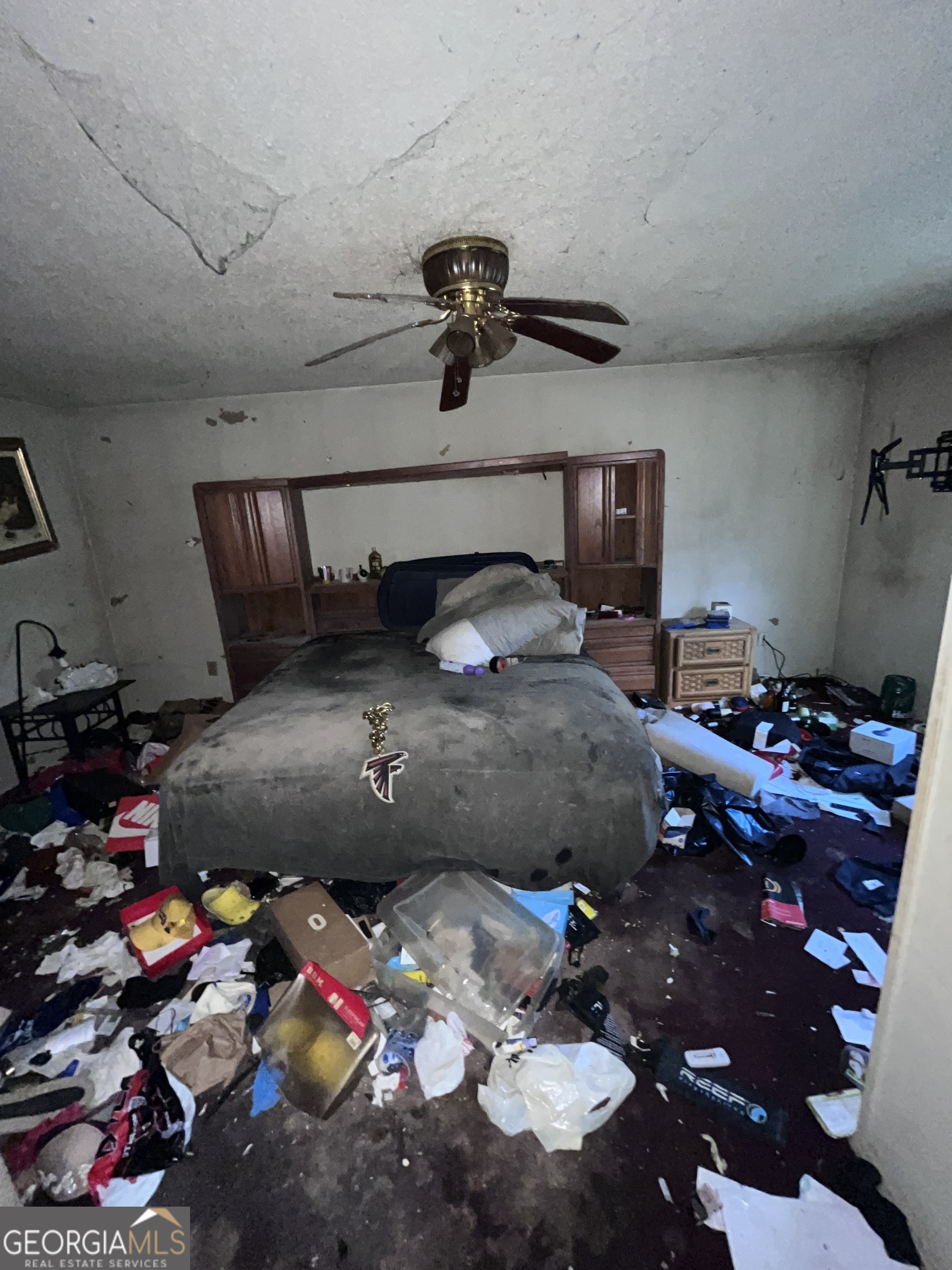 5568 Bradley Circle Property Photo 3