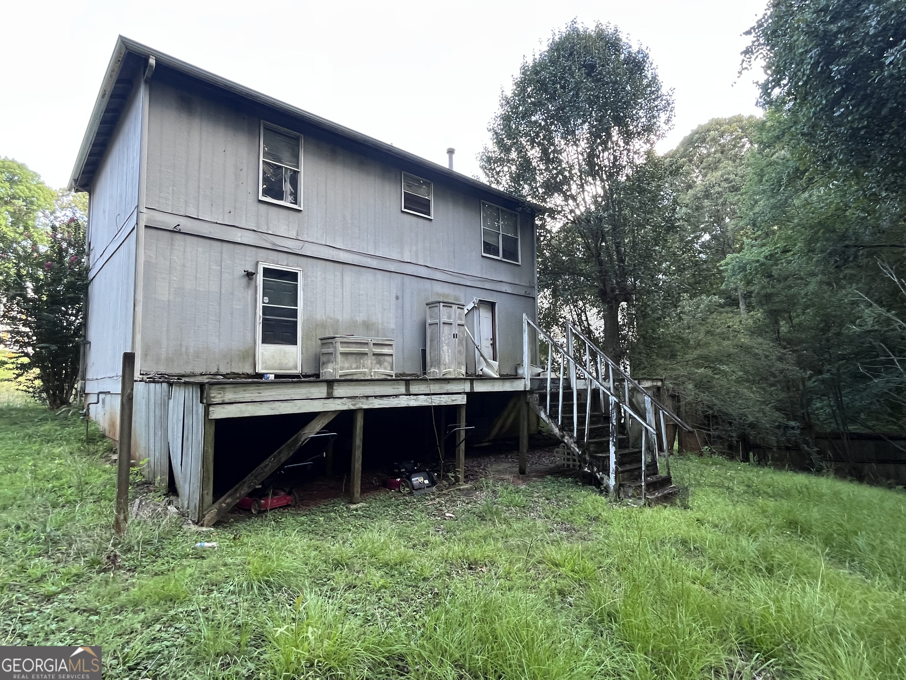 5568 Bradley Circle Property Photo 12