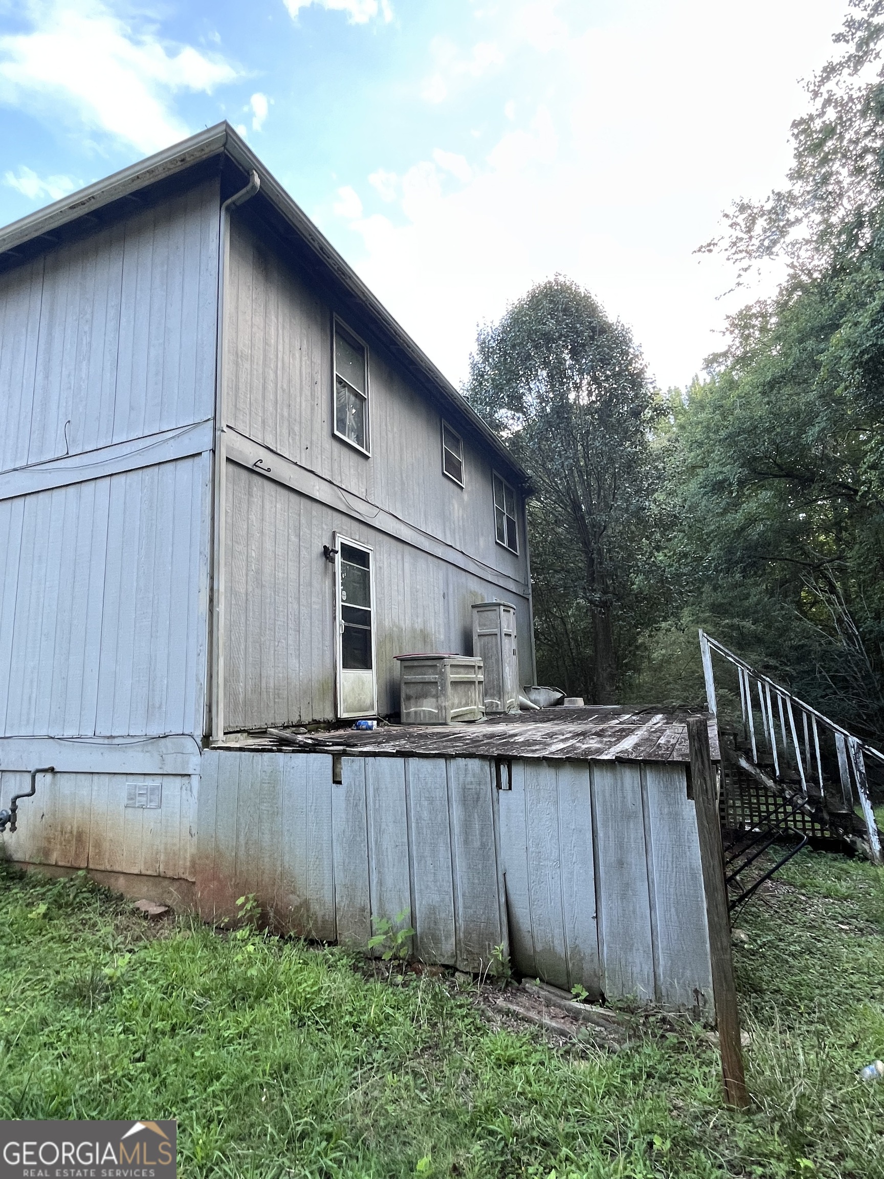 5568 Bradley Circle Property Photo 13