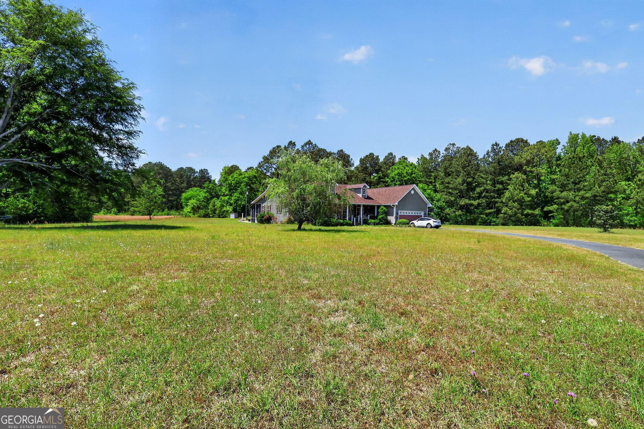 645 King Road Property Photo 44