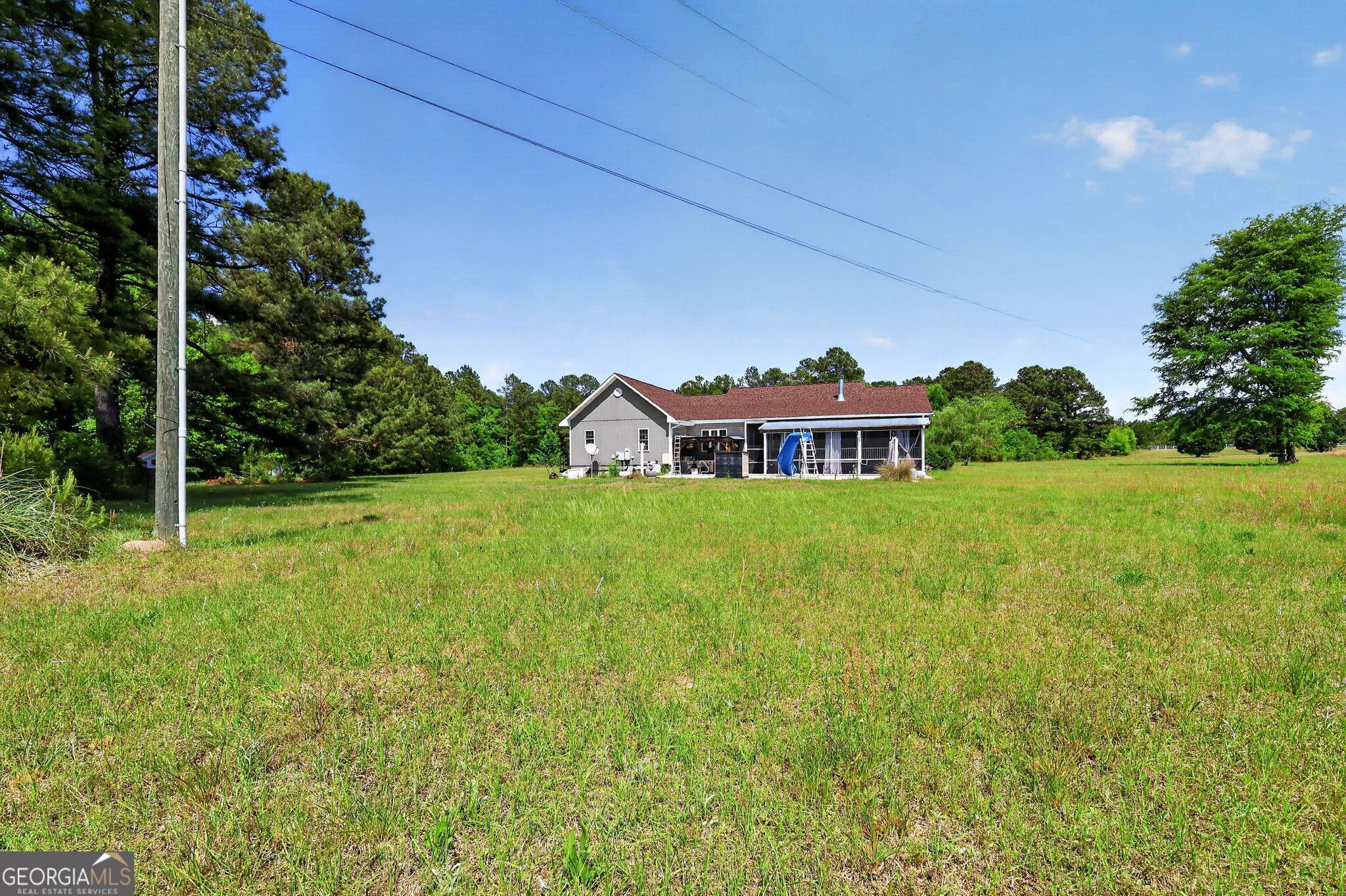 645 King Road Property Photo 47