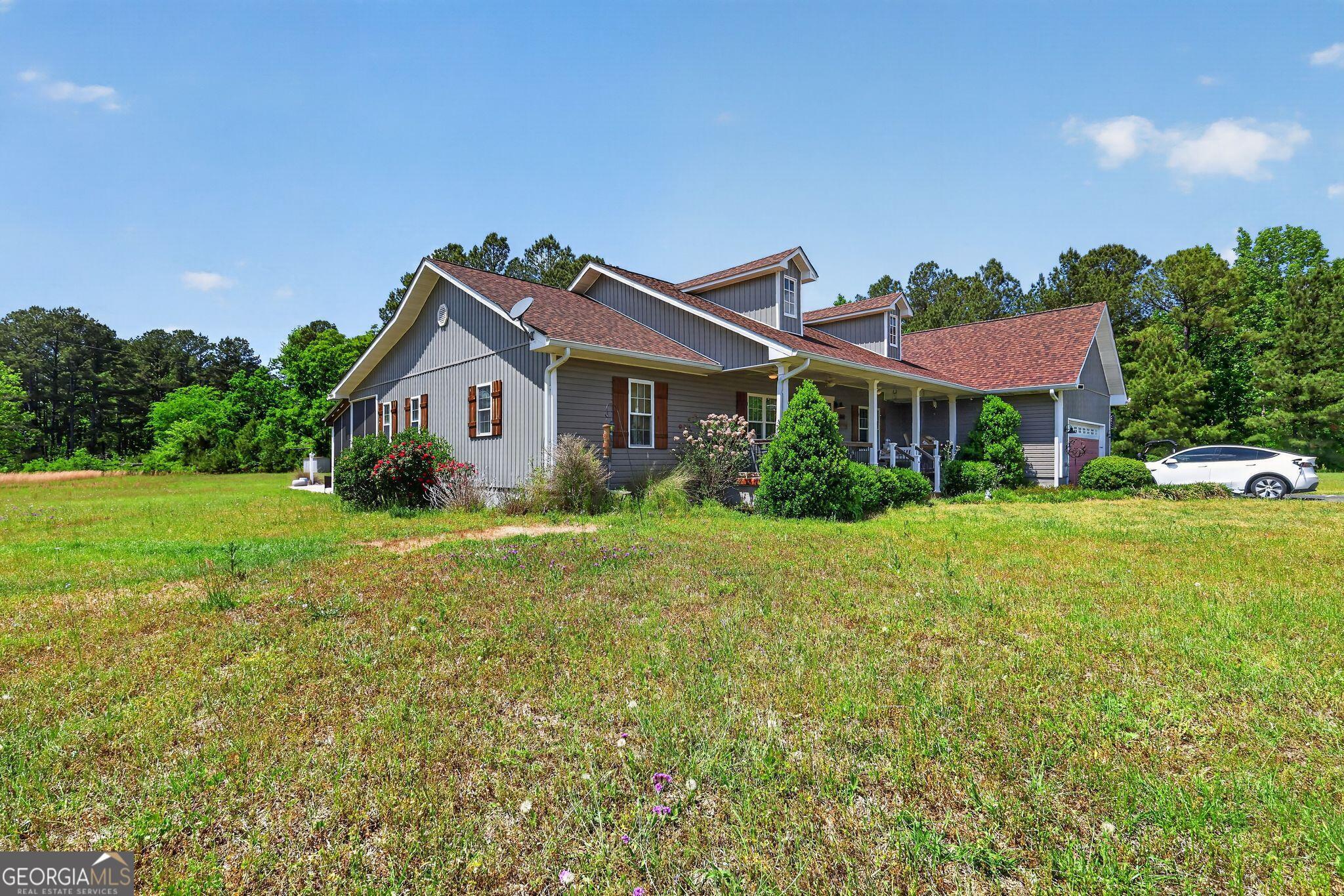 645 King Road Property Photo 48