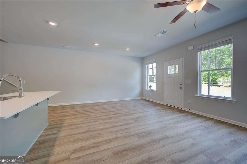 148 Flier Drive Property Photo 12