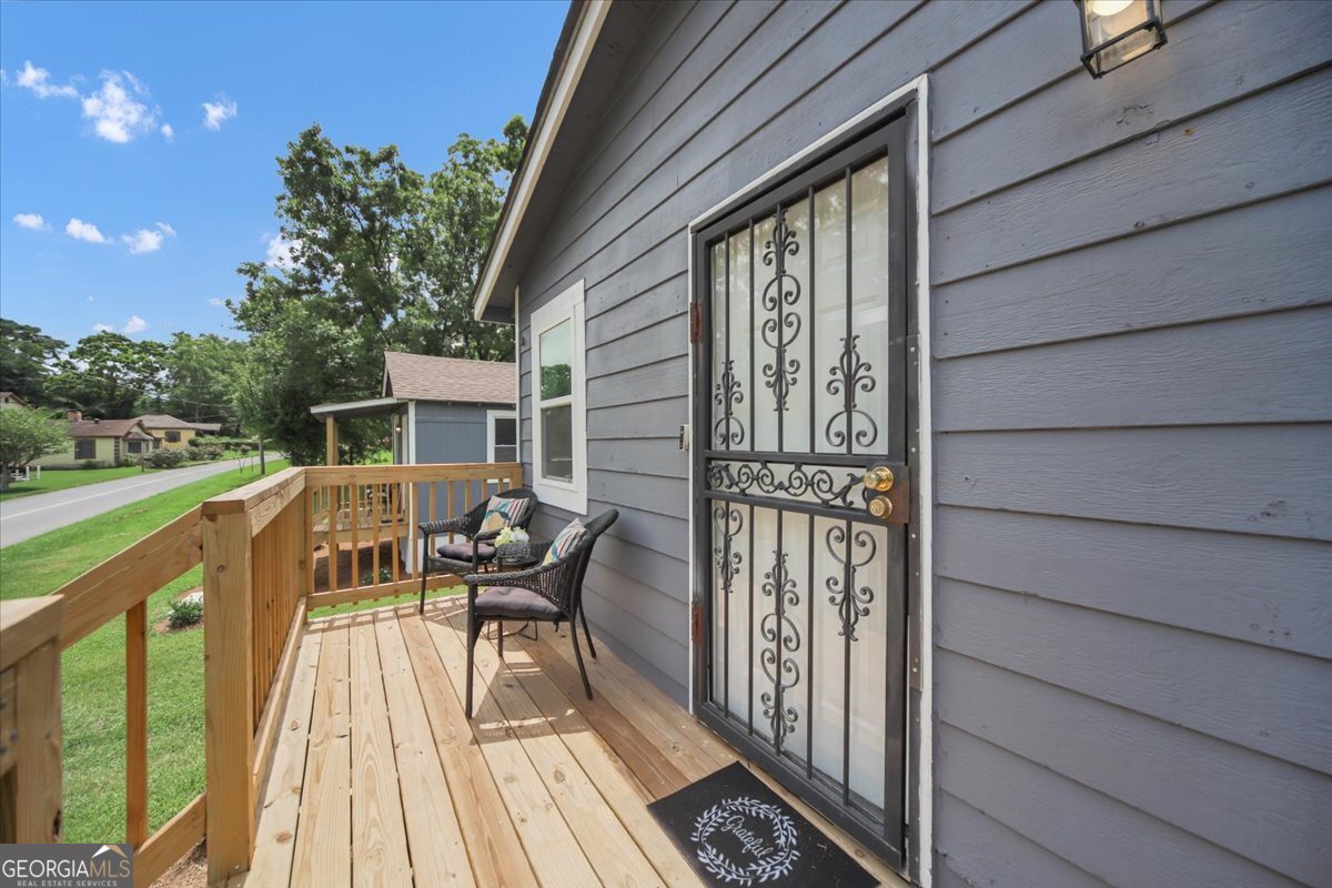 242 Jackson Street Property Photo 5