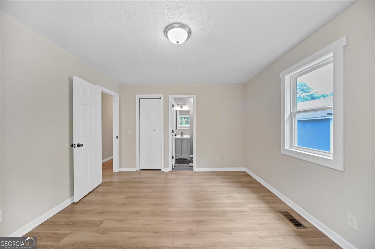 242 Jackson Street Property Photo 20