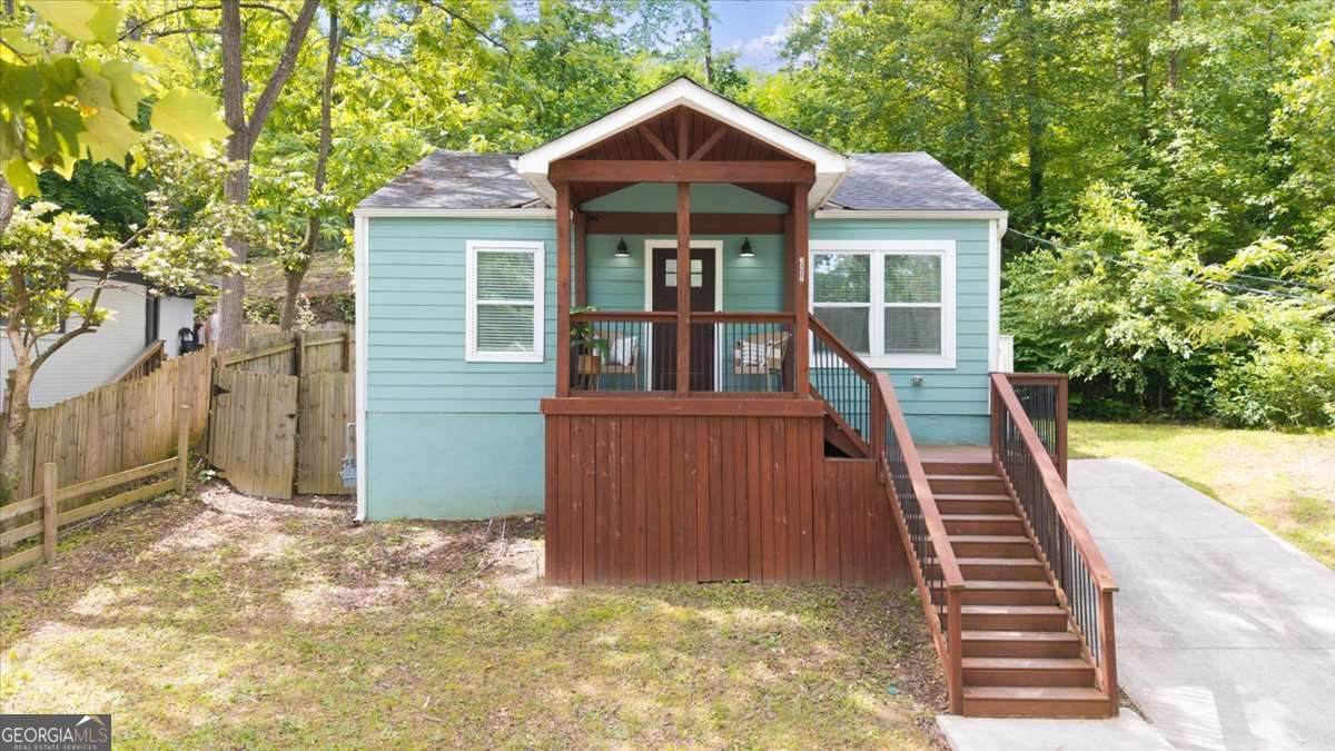 1482 Andrews Street NW Property Photo 1