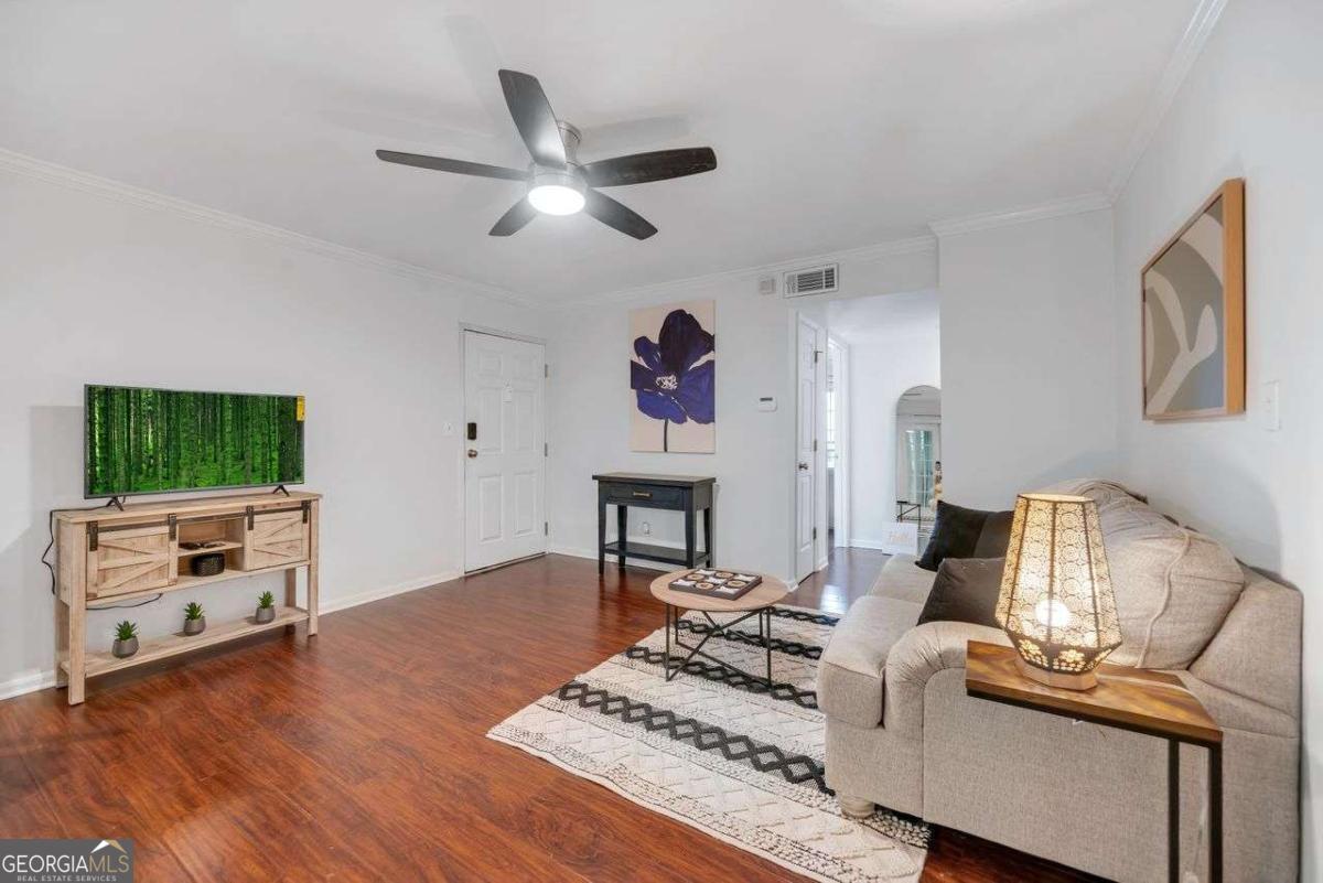 1445 Monroe Drive # F15 Property Photo 5