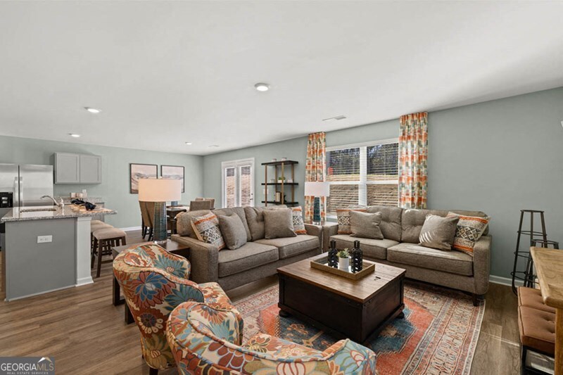 9 Charleston Court Property Photo 11