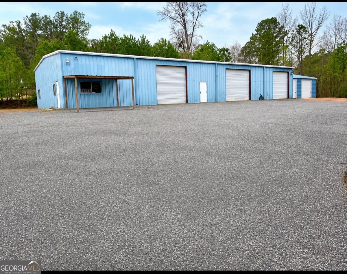1407 Highway 19 Property Photo 2