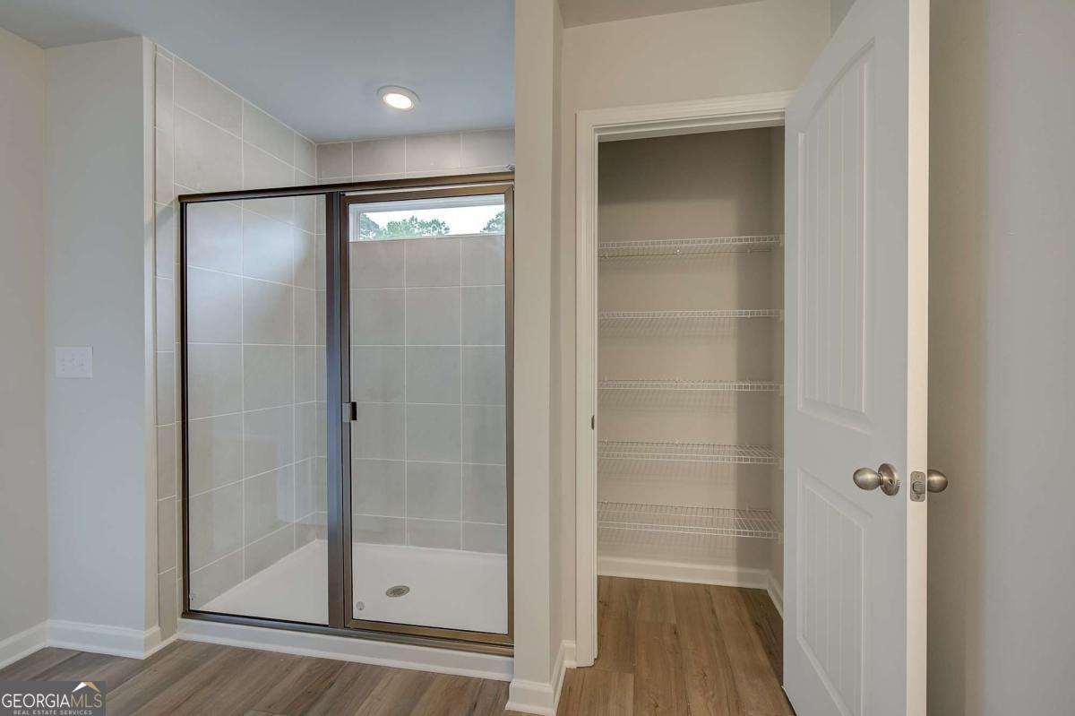 250 Abbotts Crossing Circle Property Photo 22