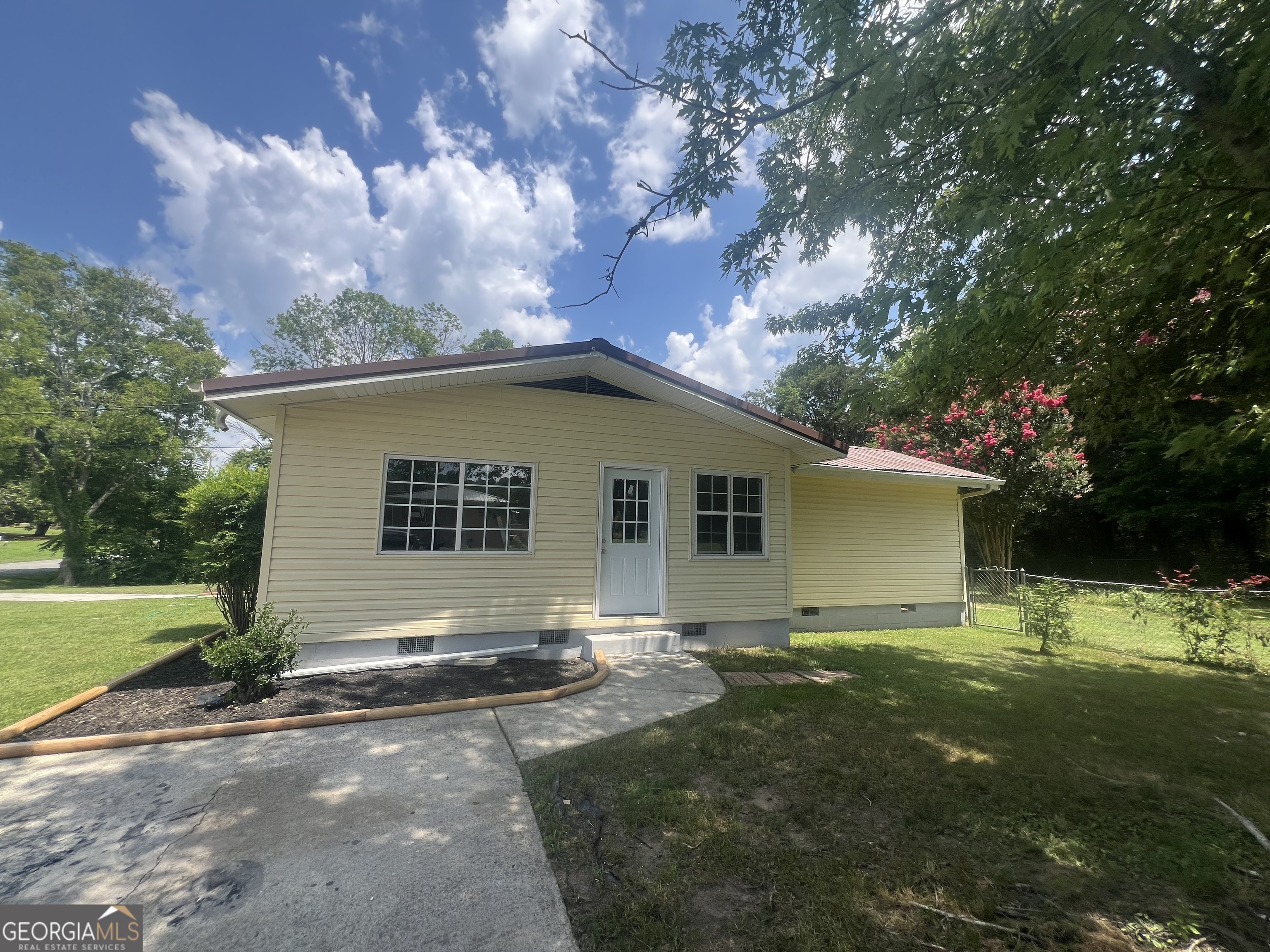 86 Rosewood Drive Property Photo 5