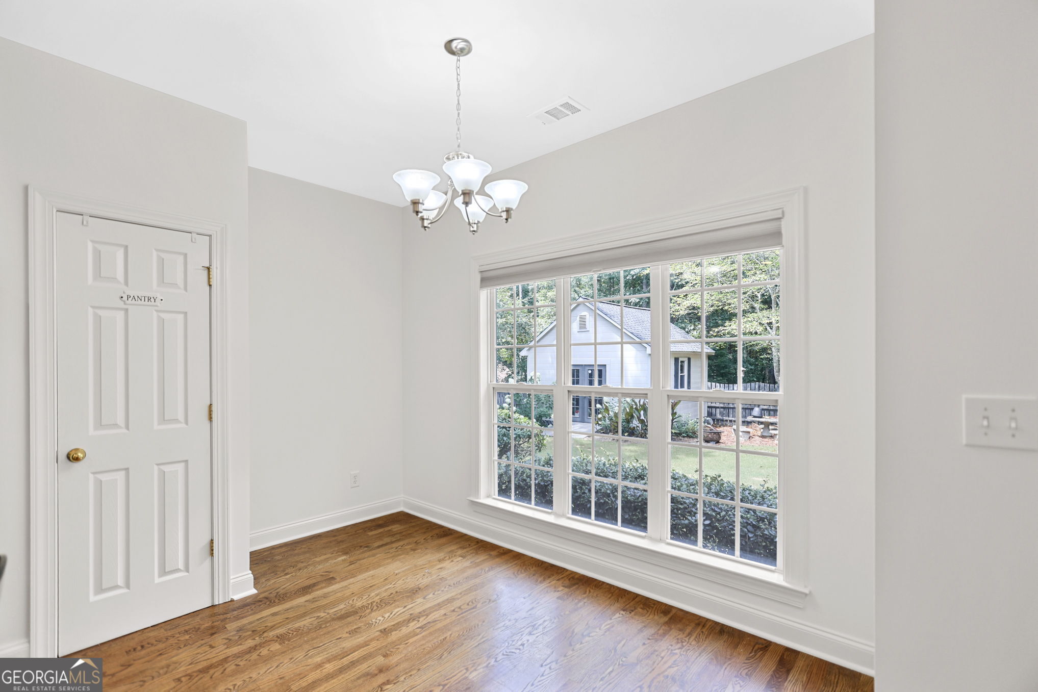 95 Lyndhurst Way Property Photo 17
