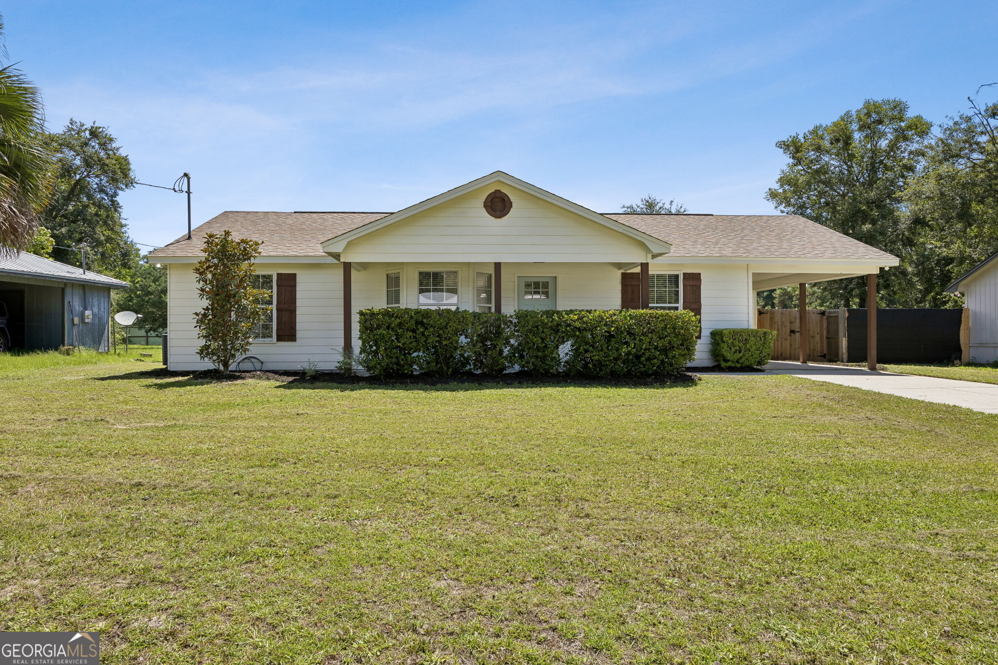 307 Clarks Bluff Road Property Photo 1
