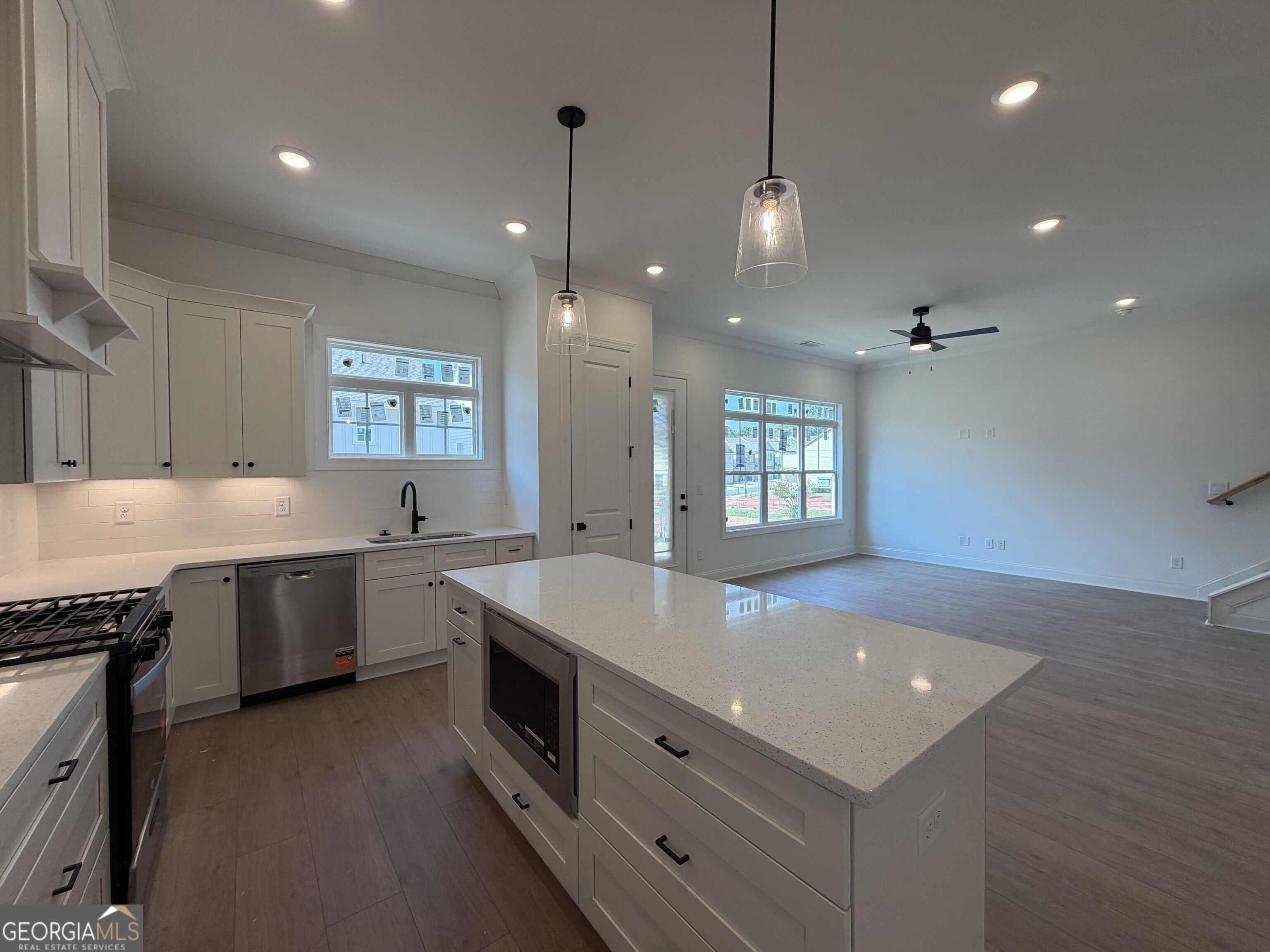 3952 Fulson Drive Property Photo 6