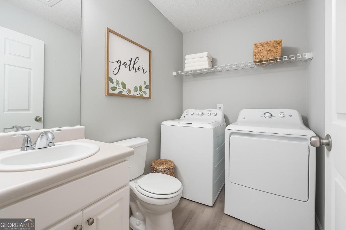 6947 Gallant Circle Se # 10 Property Photo 9