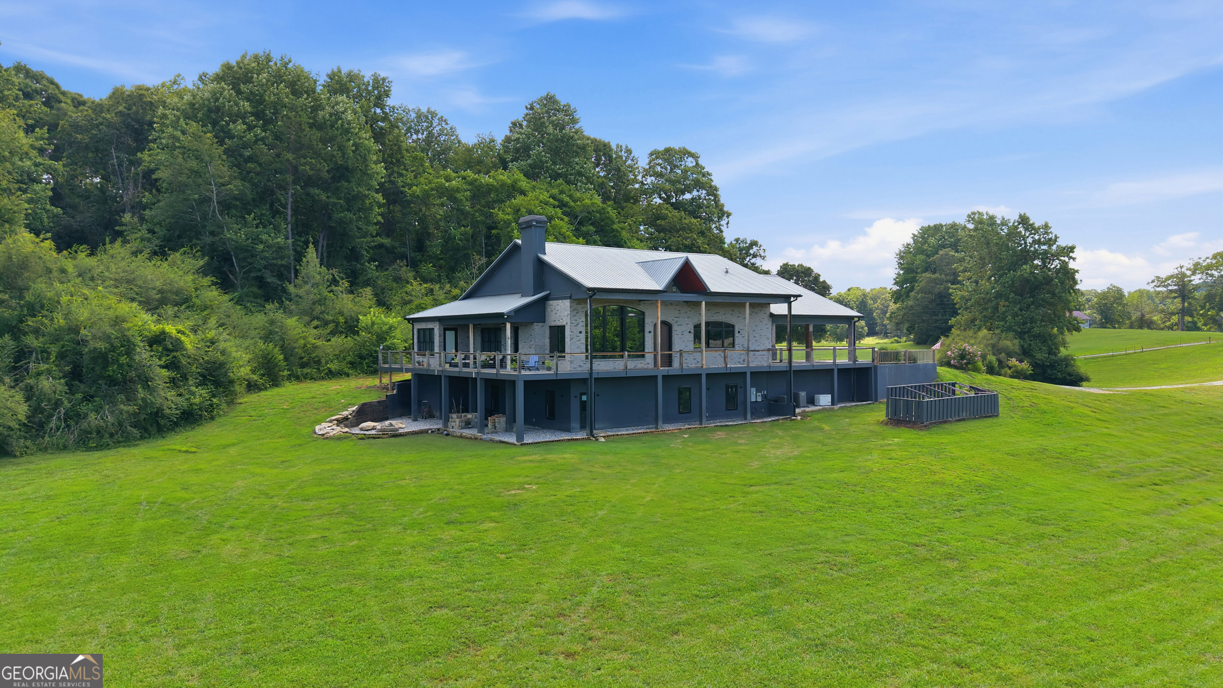 593 Amy's Creek Road Property Photo 1