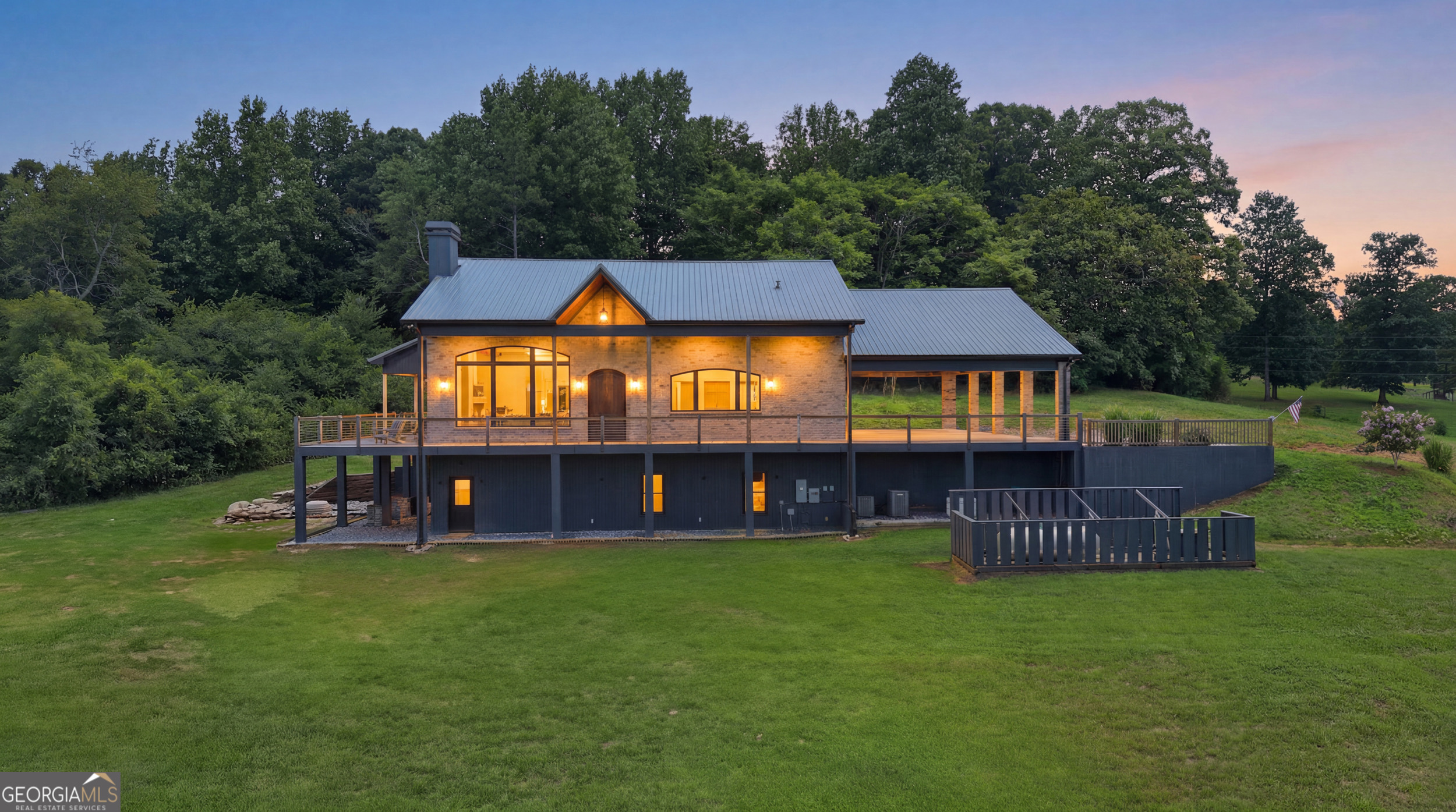 593 Amy's Creek Road Property Photo 2