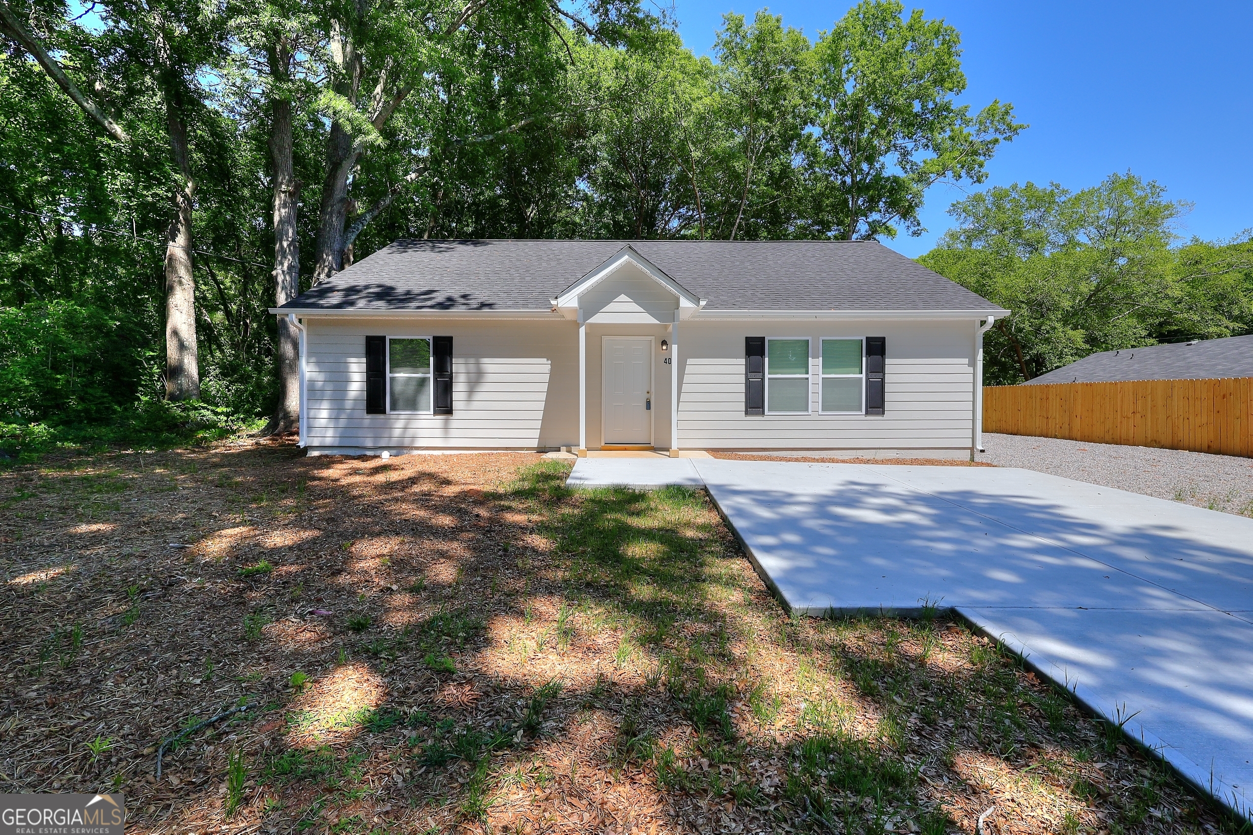 407 Wall Street Property Photo 1