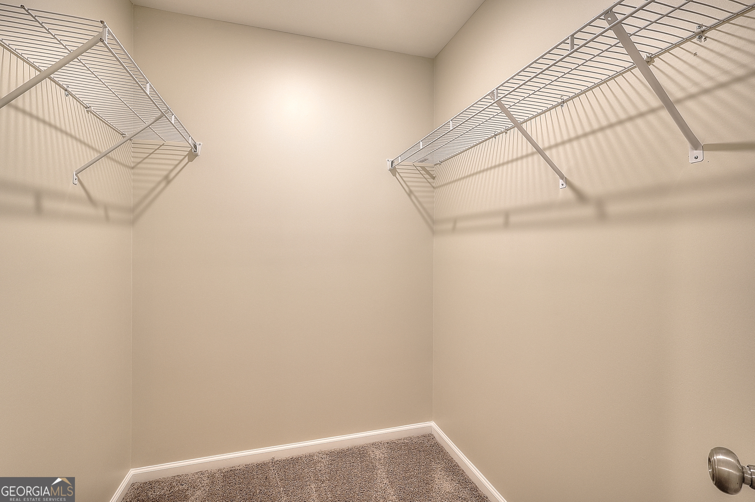 407 Wall Street Property Photo 19