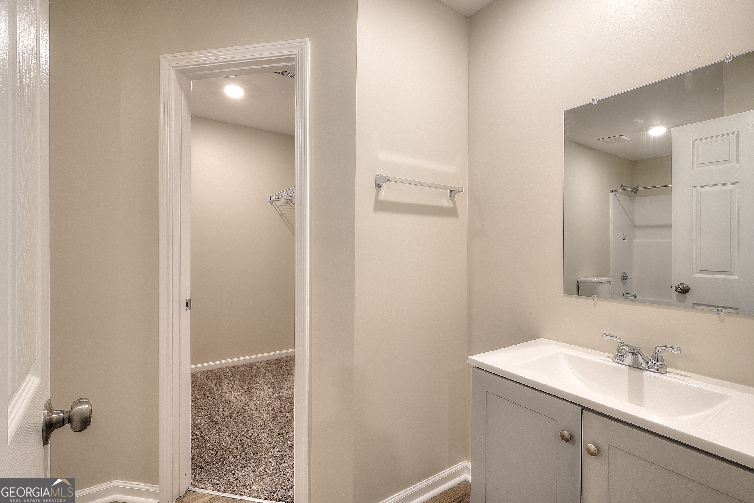 407 Wall Street Property Photo 21