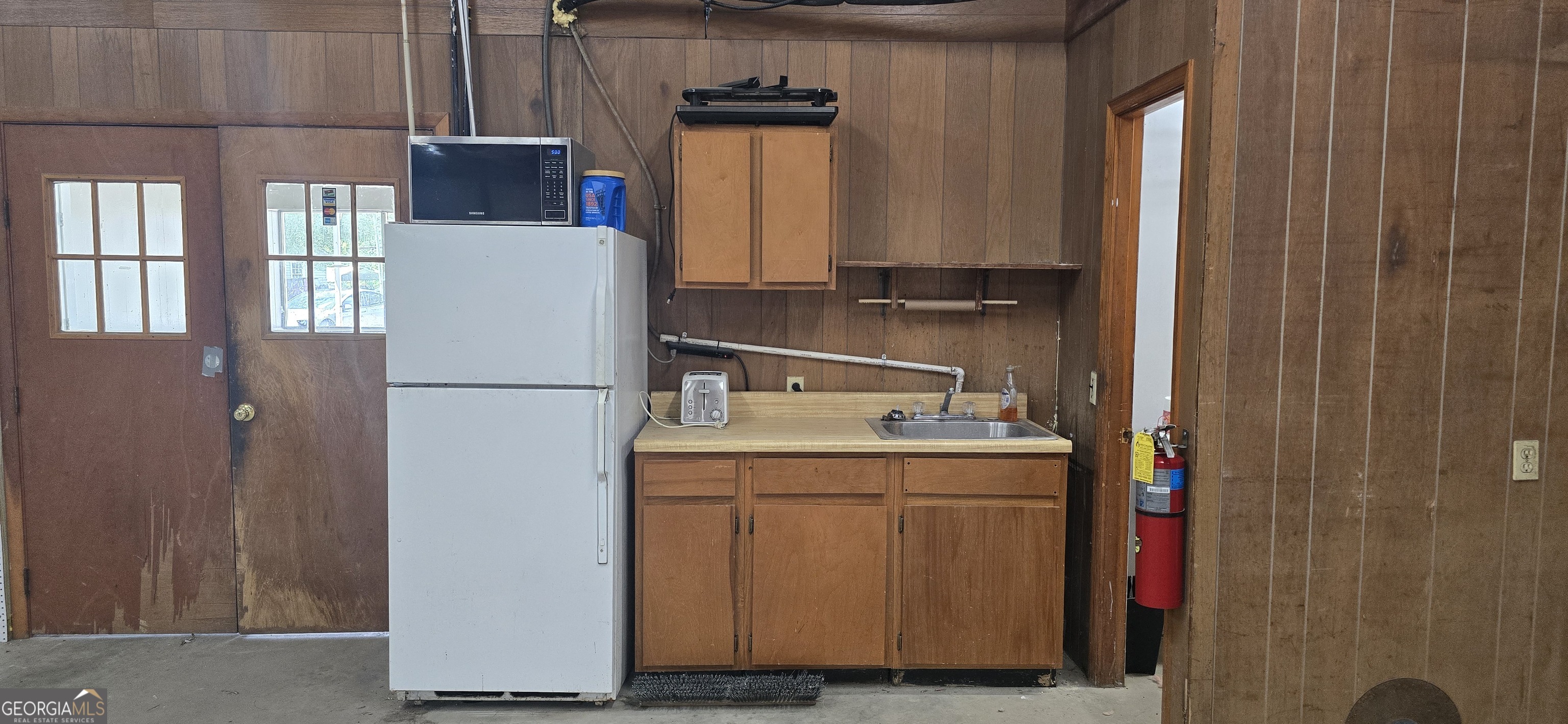 307 Saxon Street Property Photo 13