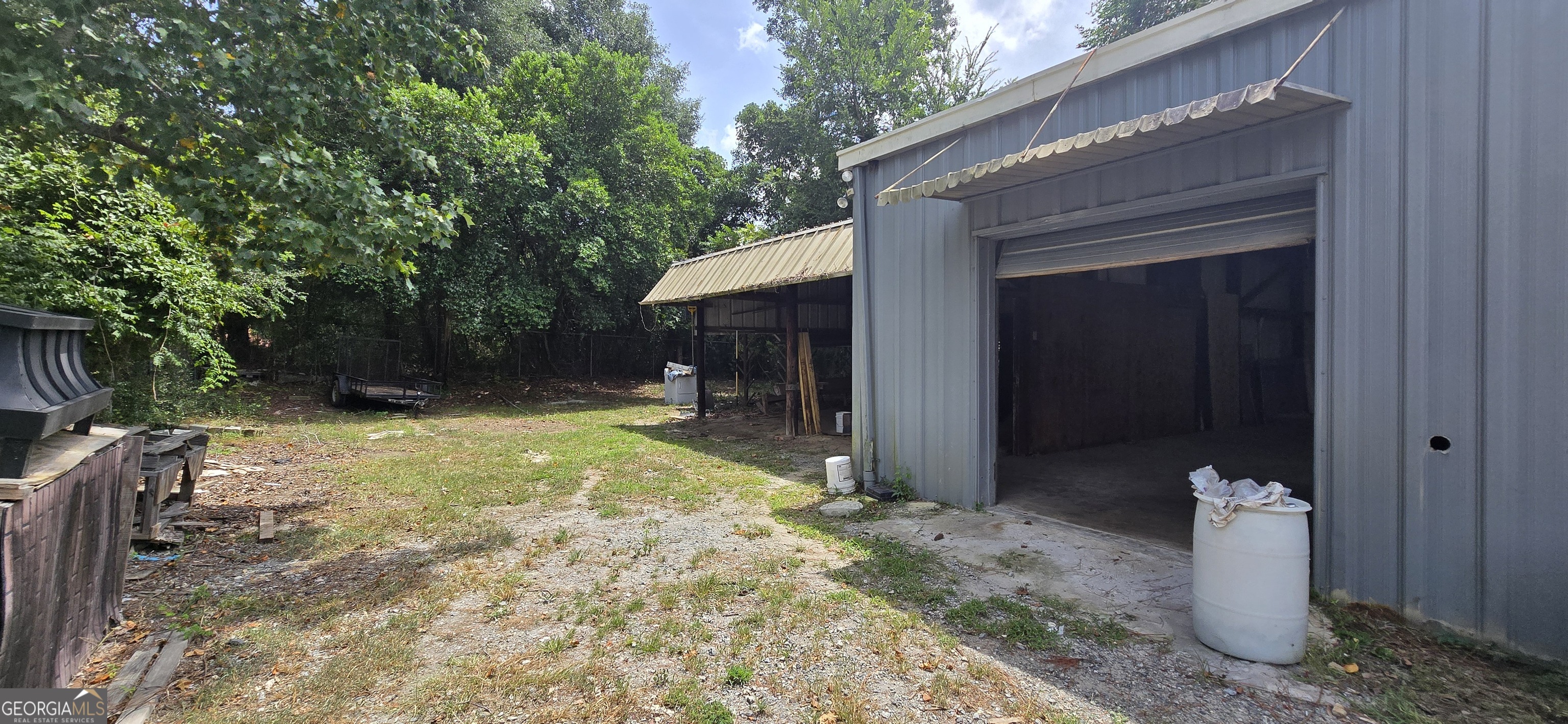 307 Saxon Street Property Photo 15