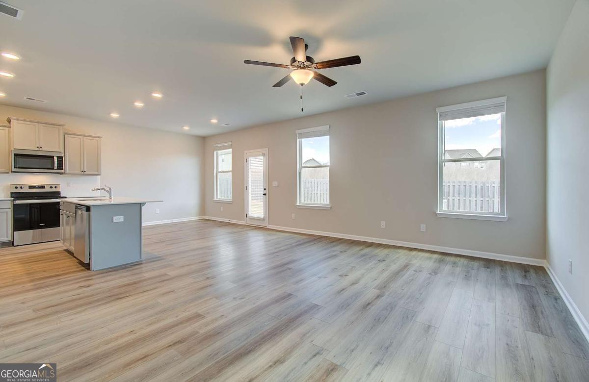 11951 Brightside Parkway Property Photo 6