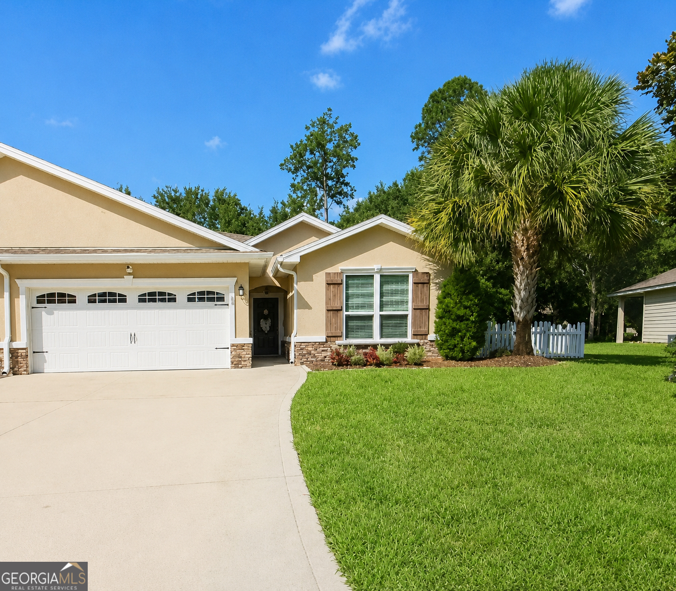 128 Brookshire Court Property Photo 1