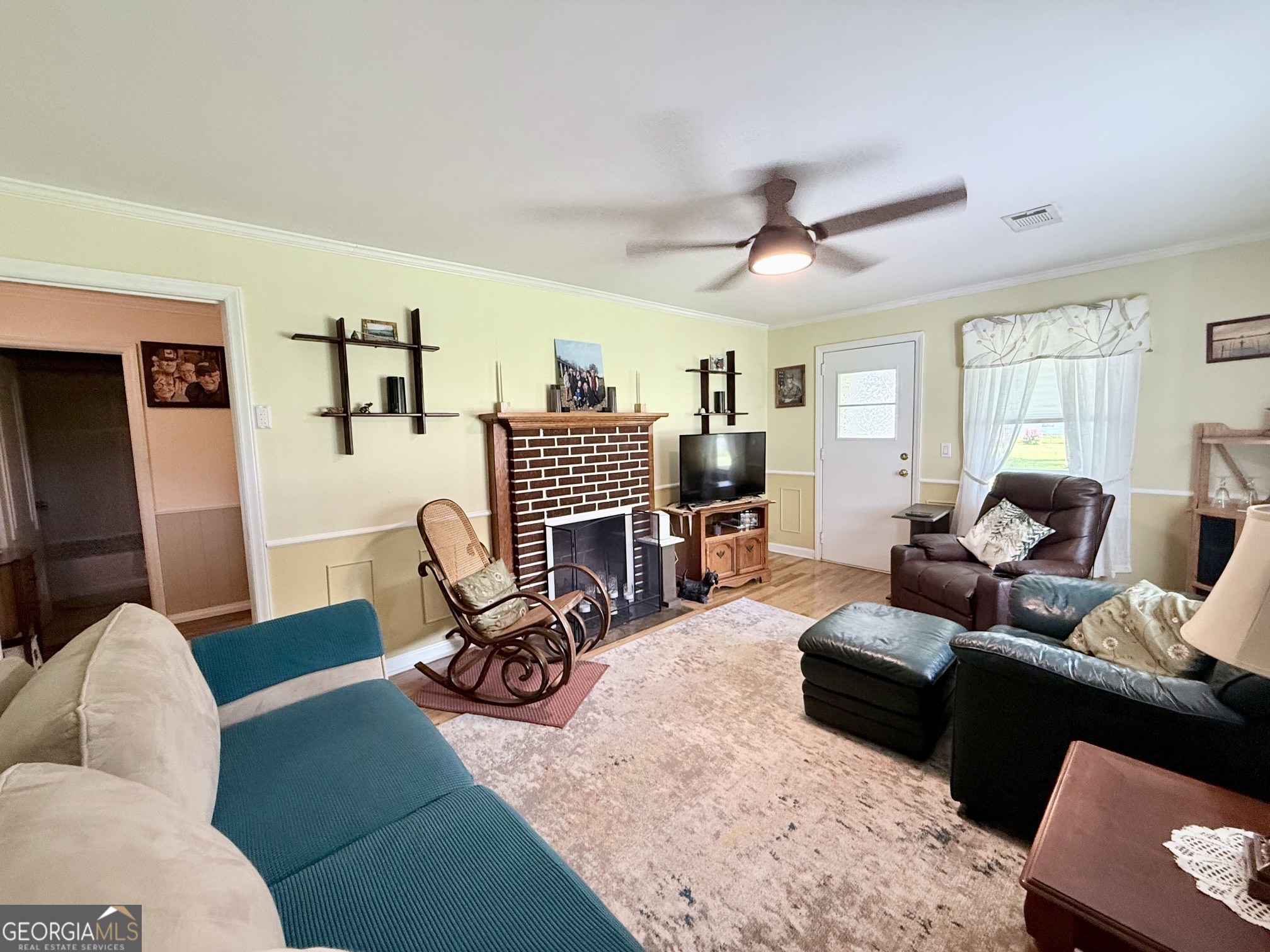 301 E Willow Lake Drive Property Photo 3