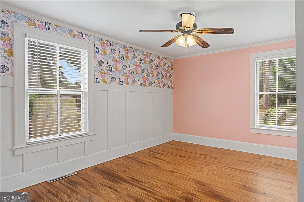 311 N College Street Property Photo 15