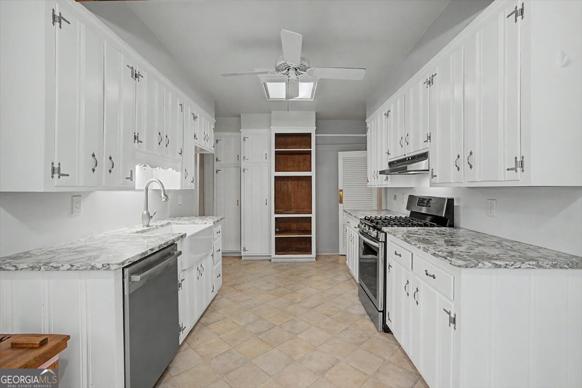 311 N College Street Property Photo 30