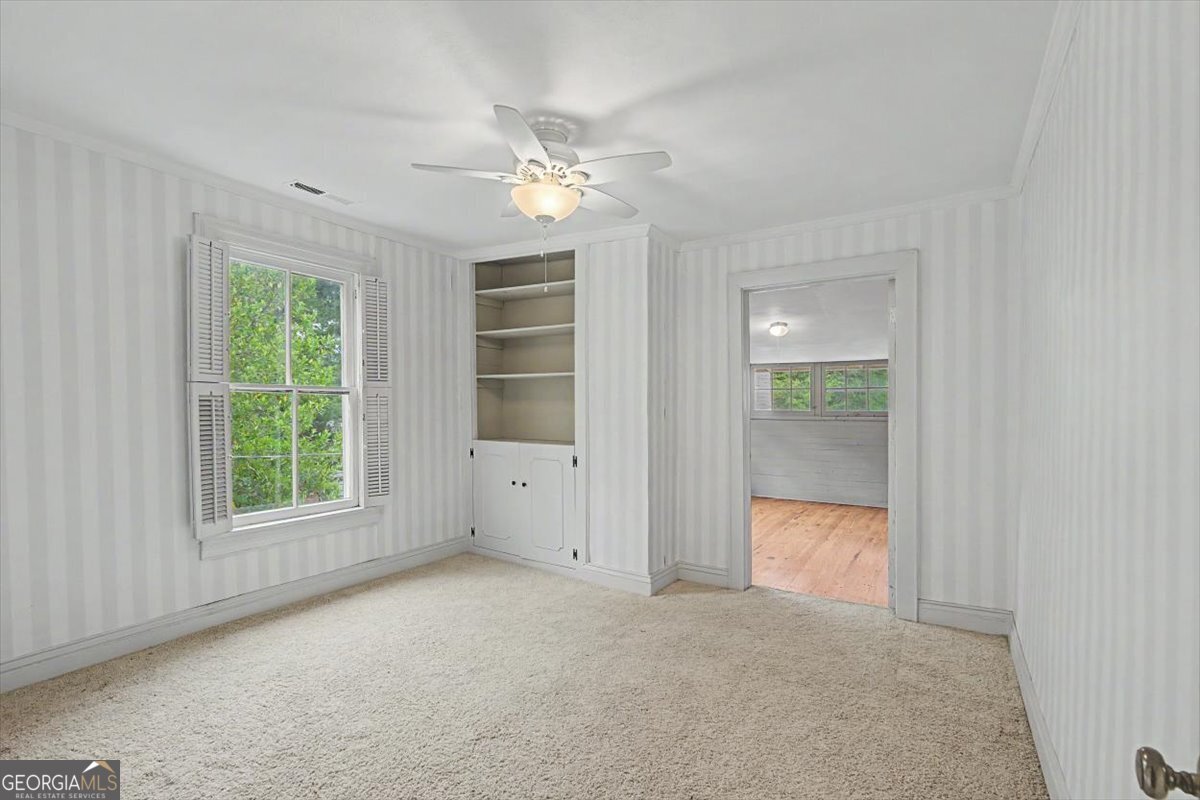 311 N College Street Property Photo 38