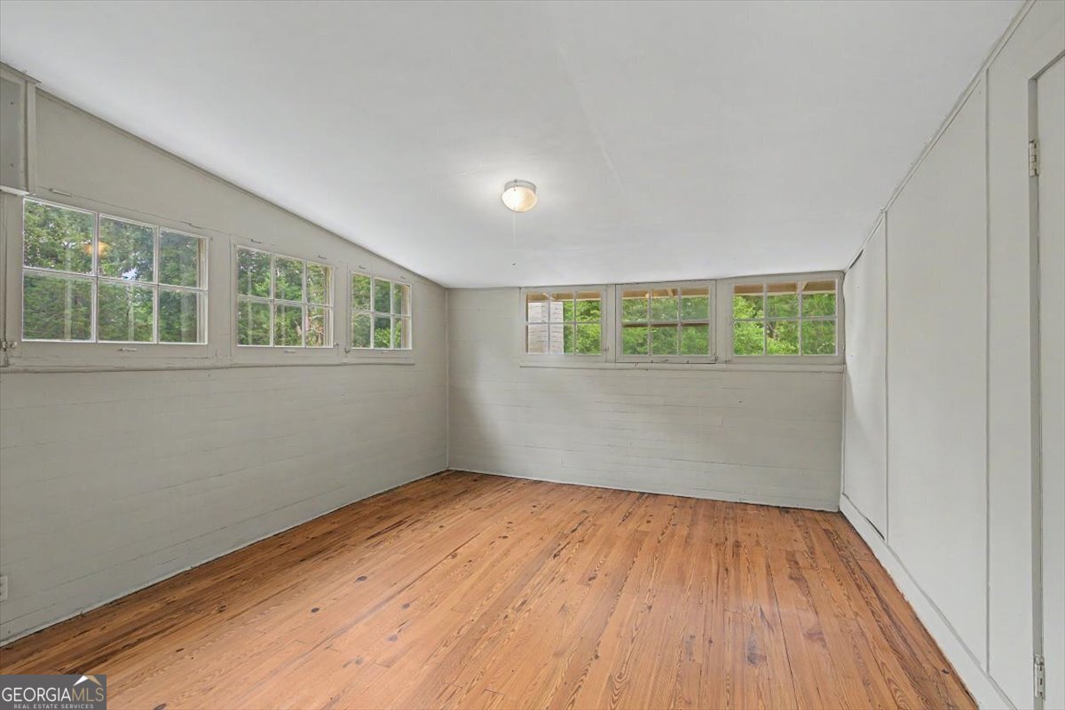 311 N College Street Property Photo 40